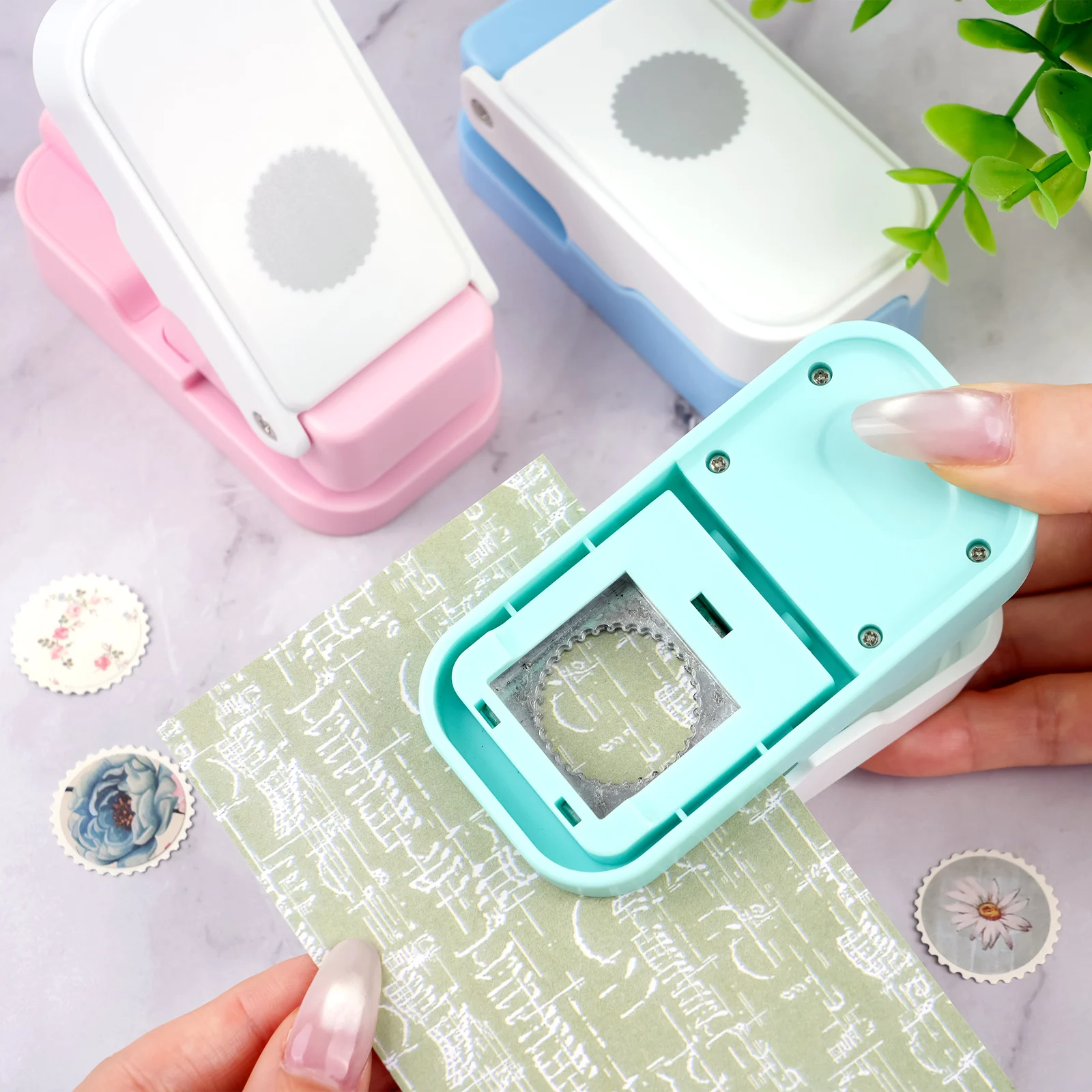 Katmanlı Posta Pulu Daire Kağı - Scrapbooking incelemesi ve fiyatı